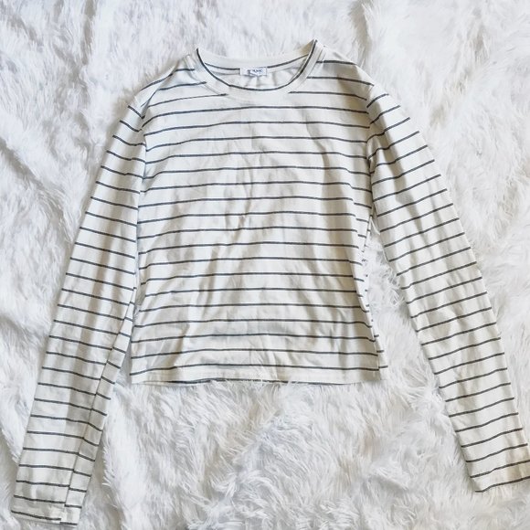 3 for 20$ // White Striped Sailor Style Top - Picture 1 of 4